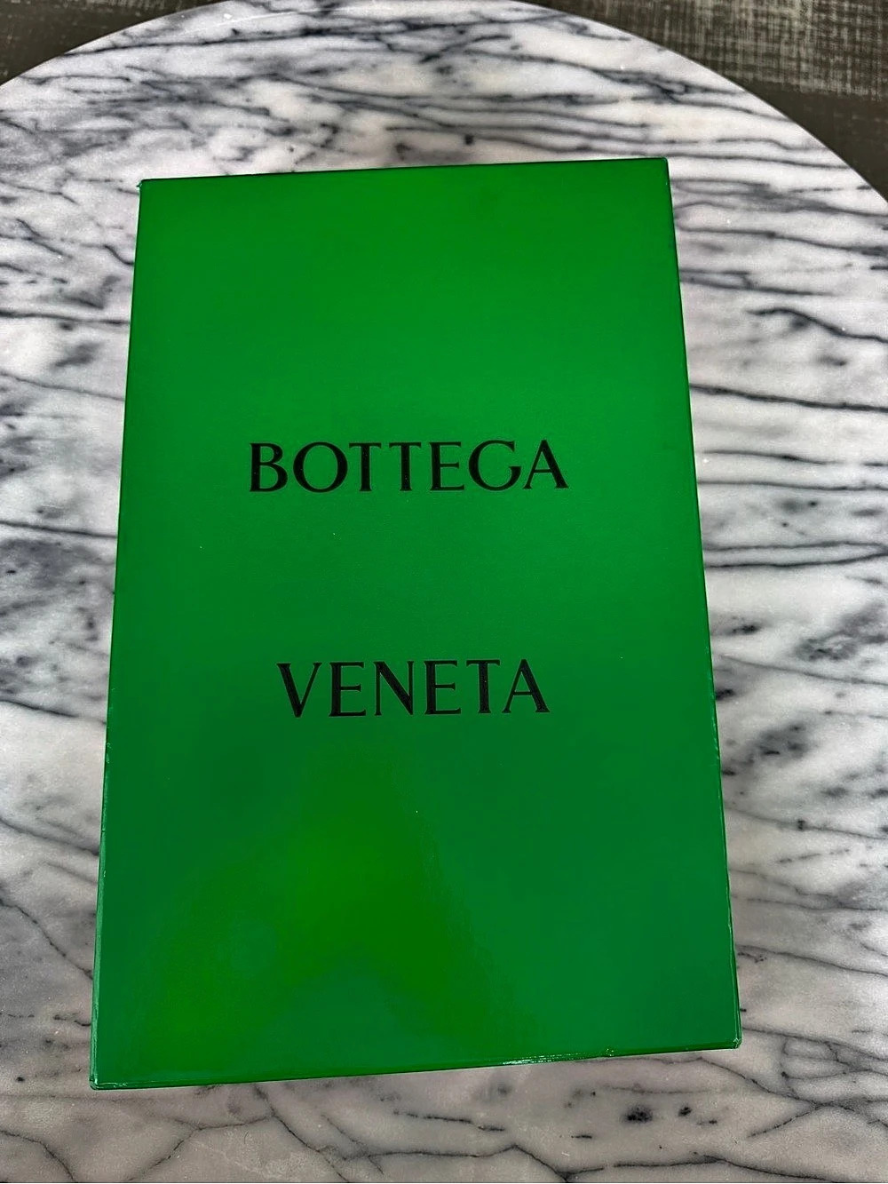 🟢 Bottega Veneta Green Branded Box with Tissue Paper